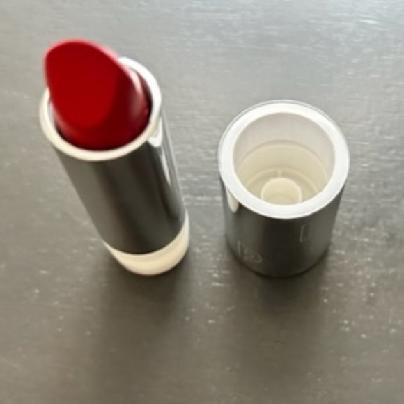 The Unlipstick™ Lip Sheers Refill - Couple with “Keep This Case”! - Picture 5 of 10